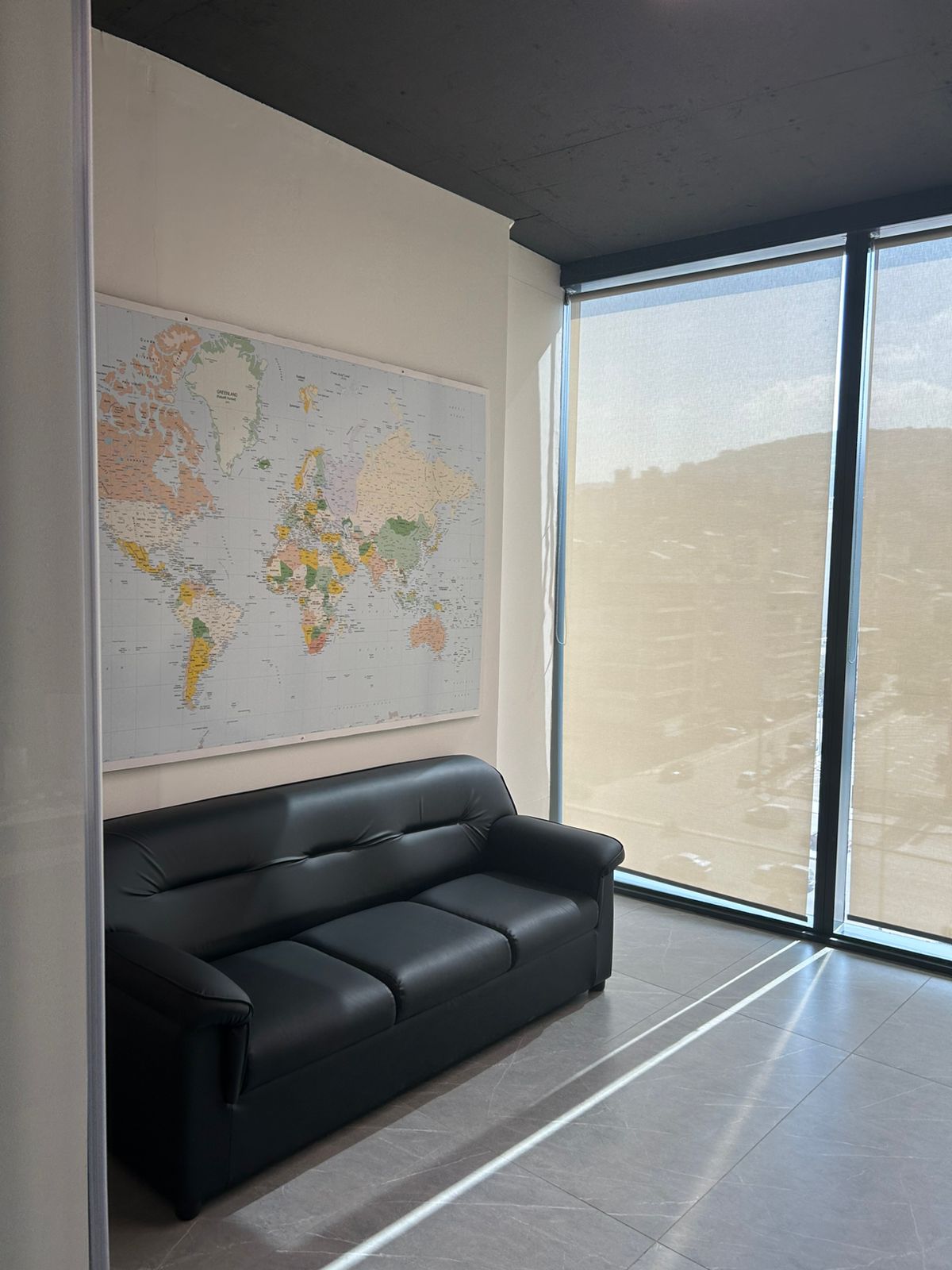 Office for rent in Dbayeh - مكتب للإيجار في ضبية GM306R