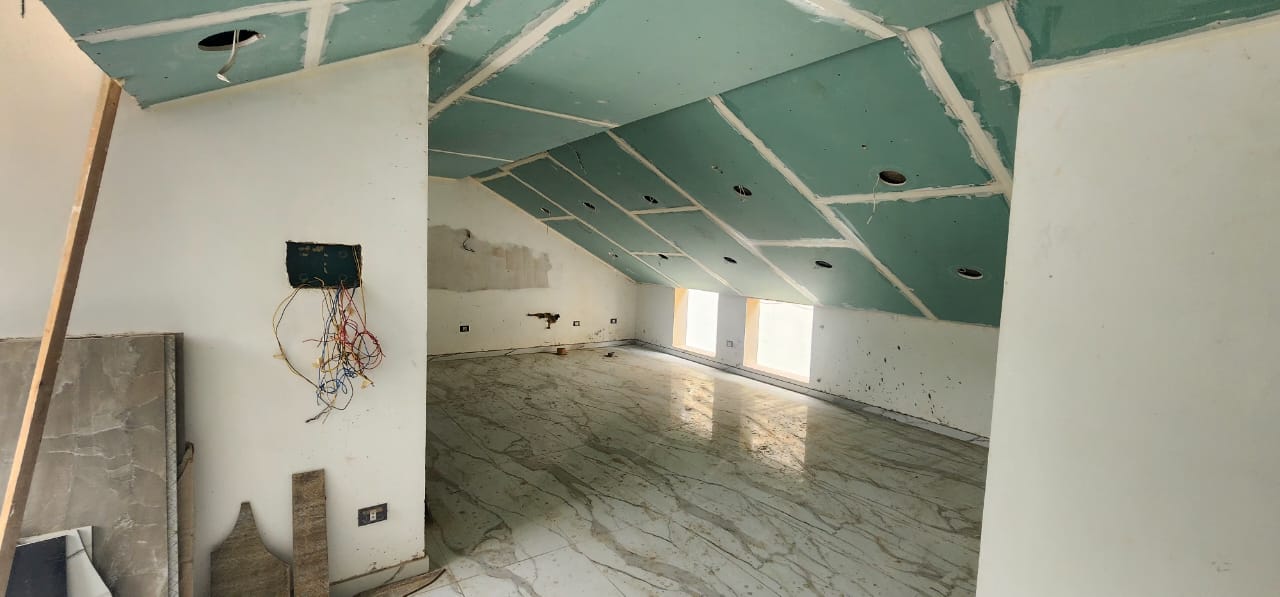 Rooftop for sale in Mansourieh - سطح للبيع في المنصورية GM103AJ