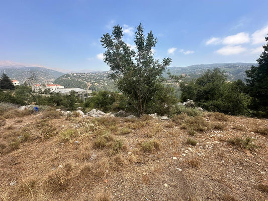 Land for sale in Ballouneh - أرض للبيع في بلونة GM164Y