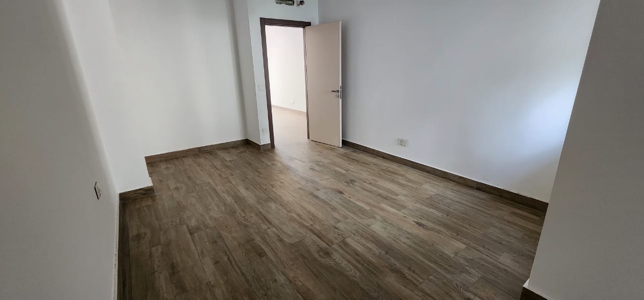 Duplex for sale in Aylout-Mansourieh - دوبلكس للبيع في عيلوت-المنصورية GM107AJ