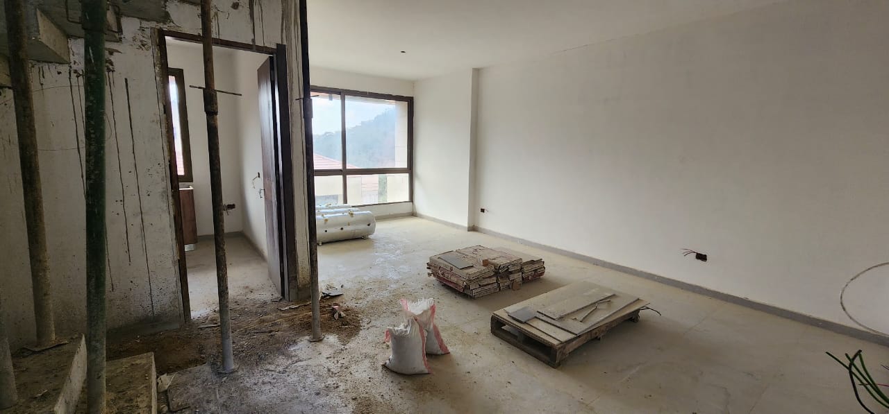 Duplex for sale in Aylout-Mansourieh - دوبلكس للبيع في عيلوت-المنصورية