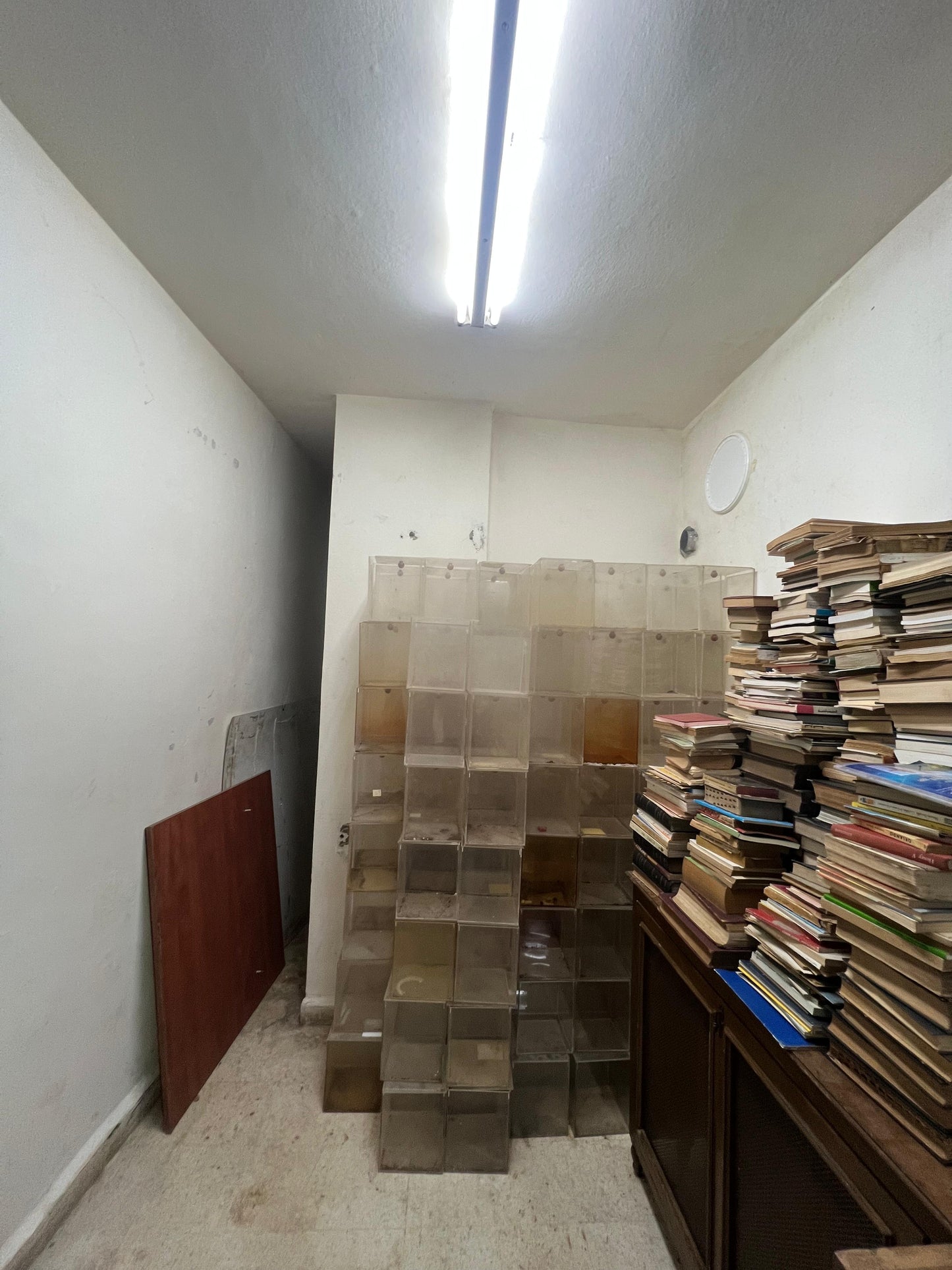 Warehouse for sale in Mansourieh - مستودع للبيع في المنصورية GM102VR