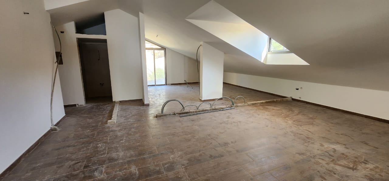 Duplex for sale in Ain Saadeh - دوبلكس للبيع في عين سعادة GM115AJ