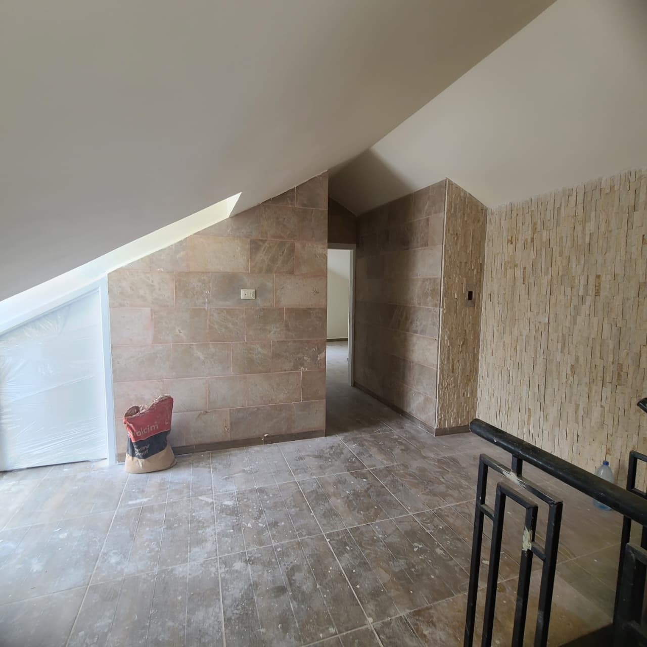 Duplex for sale in Okaibe - دوبلكس للبيع في العقيبة