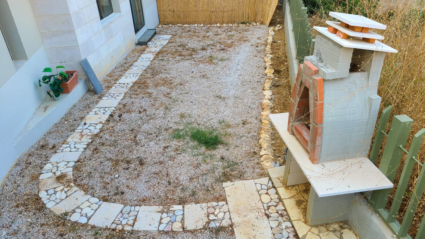 Apartment for rent in Amchit- شقة للإيجار في عمشيت