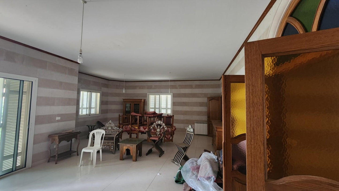 Villa for sale in Gherfine - فيلا للبيع في غُرفين