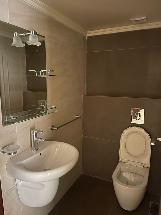 Apartment for sale in Halat - شقة للبيع في حالات GM124RA