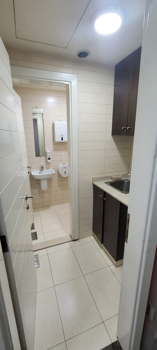 Office for rent in Sin El Fil - مكتب للإيجار في سن الفيل GM312R