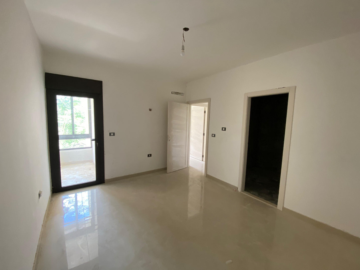 Apartment for sale in Ghadir - شقة للبيع في غادير