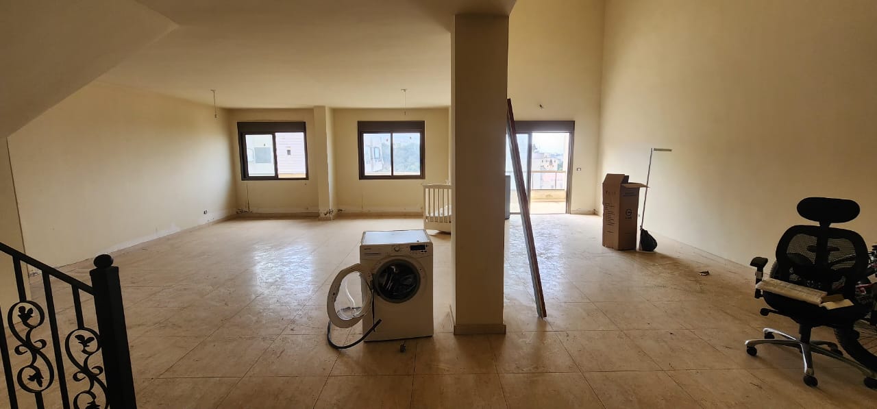 Triplex for sale in Mar Roukoz - تريبلكس للبيع في مار روكز GM125AJ