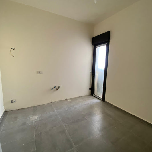 Apartment for sale in Jbeil - شقة للبيع في جبيل GM107YA