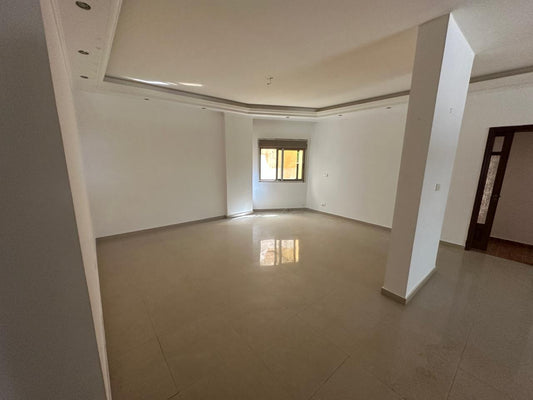 Apartment for sale in Hadath - شقة للبيع في الحدث GM107AD