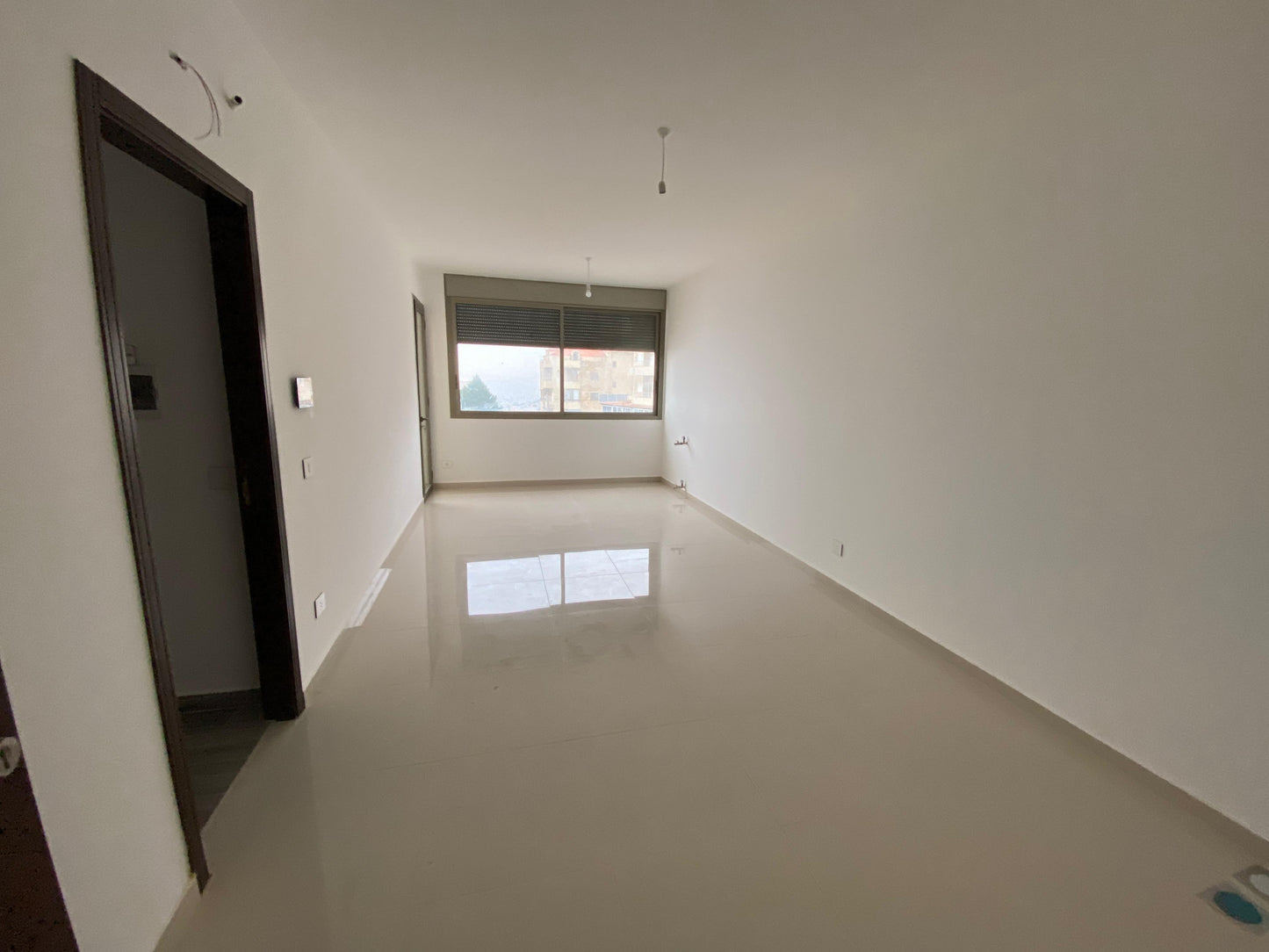 Apartment for sale in Halat - شقة للبيع في حالات GM112YA
