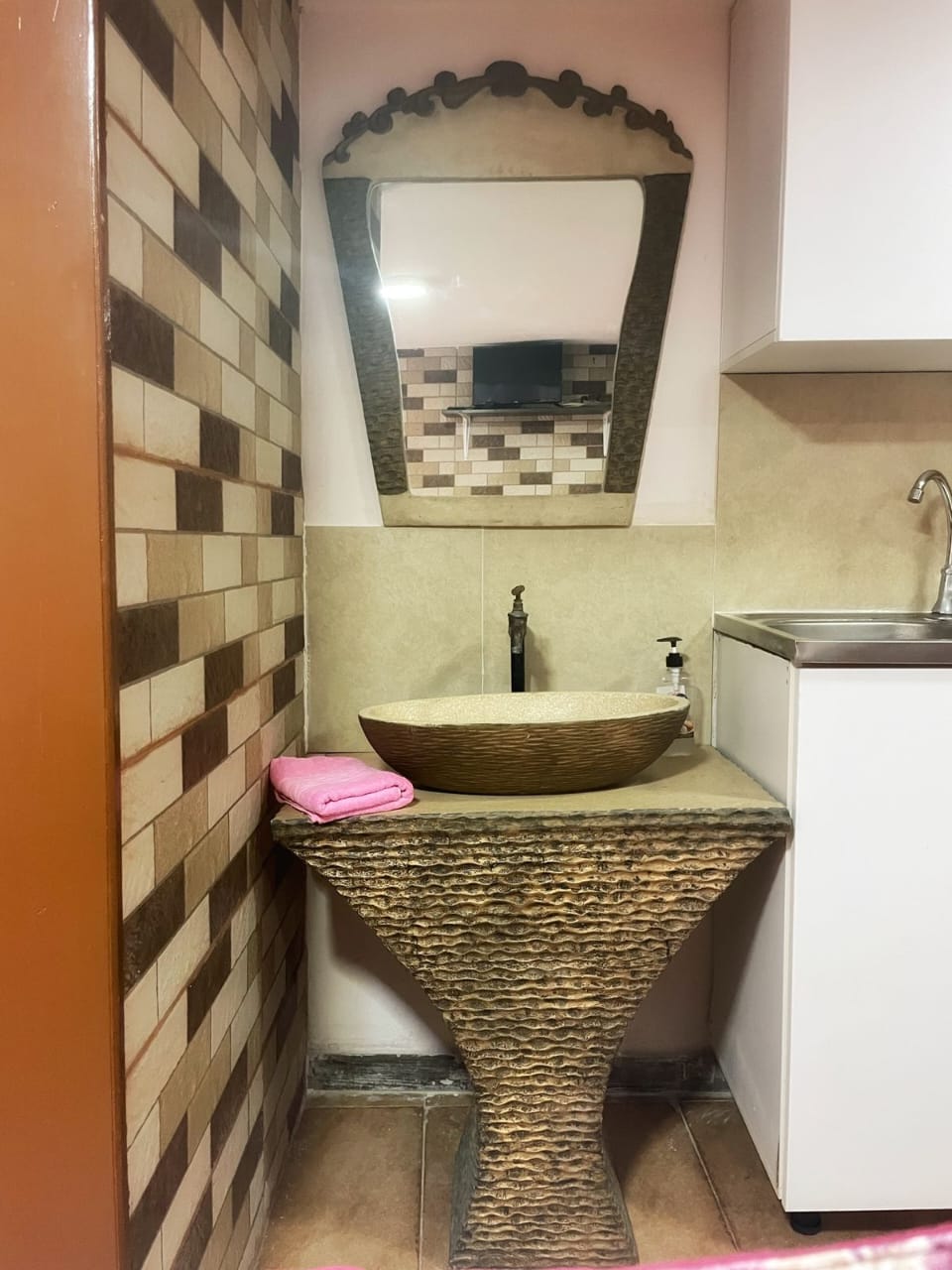 Chalet for sale in Batroun - شاليه للبيع في البترون GM113TA