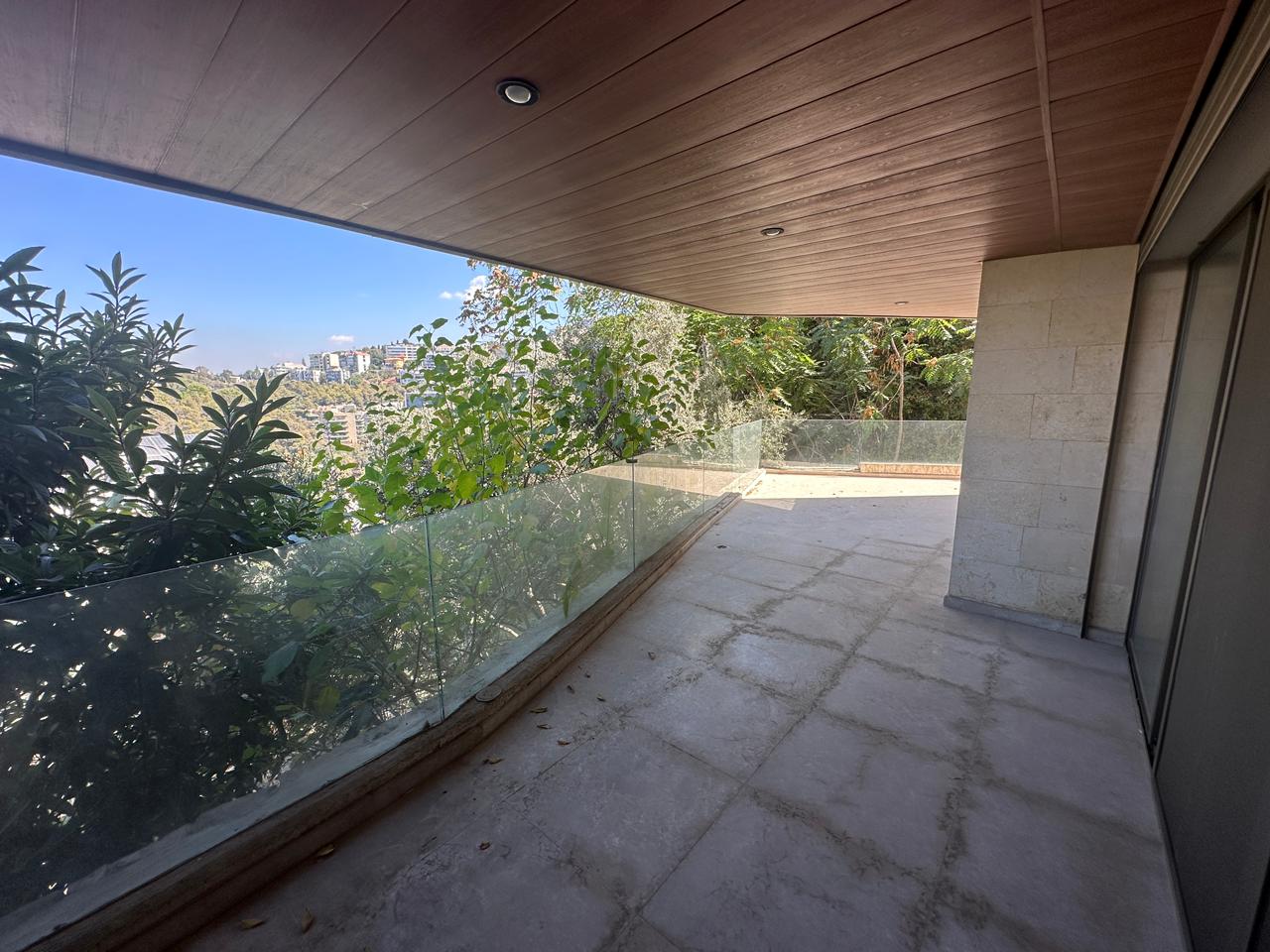 Apartment for sale in Baadba - شقة للبيع في بعبدا GM116AD