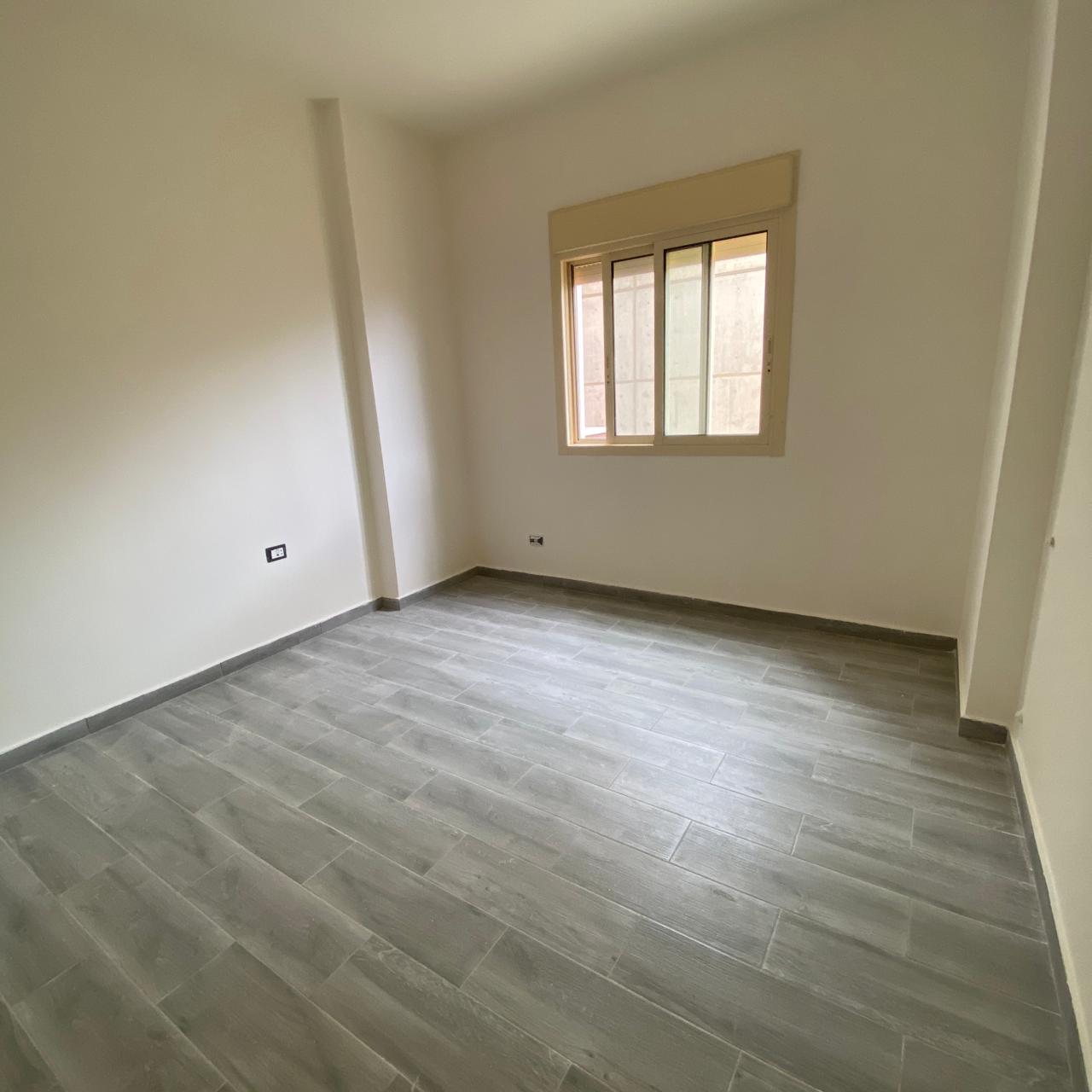 Apartment for sale in Jbeil - شقة للبيع في جبيل GM114YA