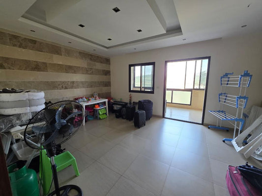 Apartment for sale in Bziza - شقة للبيع في بزيـزا GM107CM