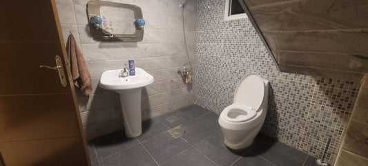 Apartment for sale in Bziza - شقة للبيع في بزيزا GM112CM