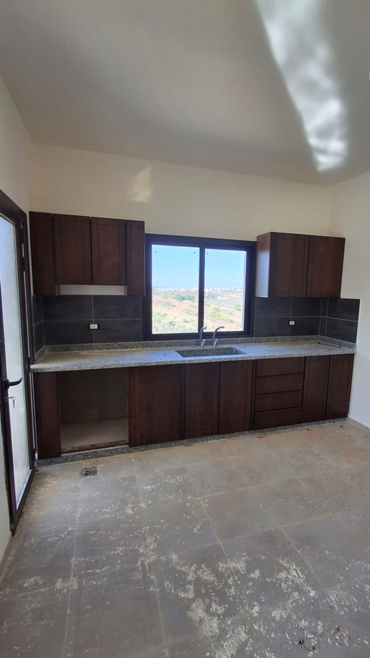 Apartment for sale in Bziza - شقة للبيع في بزيزا GM118CM