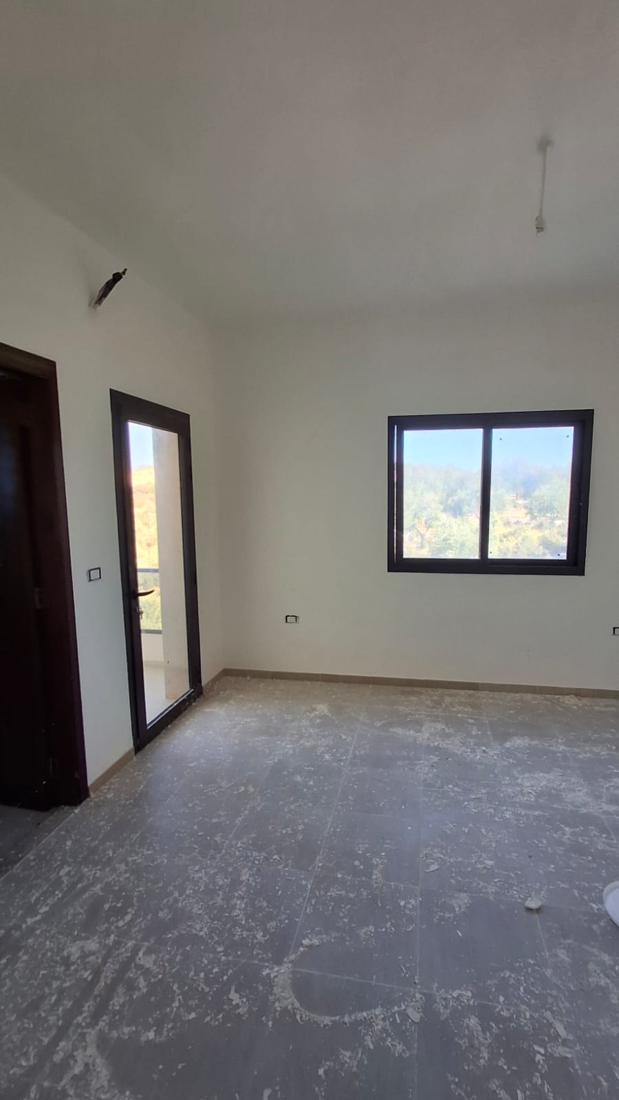 Apartment for sale in Bziza - شقة للبيع في بزيزا GM118CM