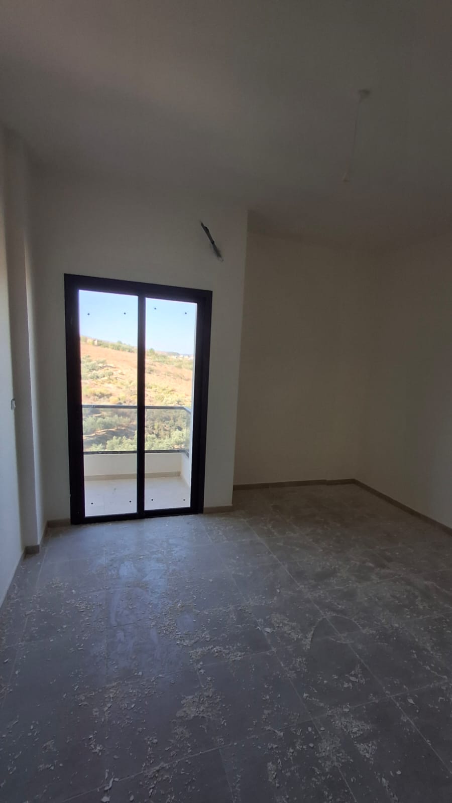 Apartment for sale in Bziza - شقة للبيع في بزيزا GM118CM
