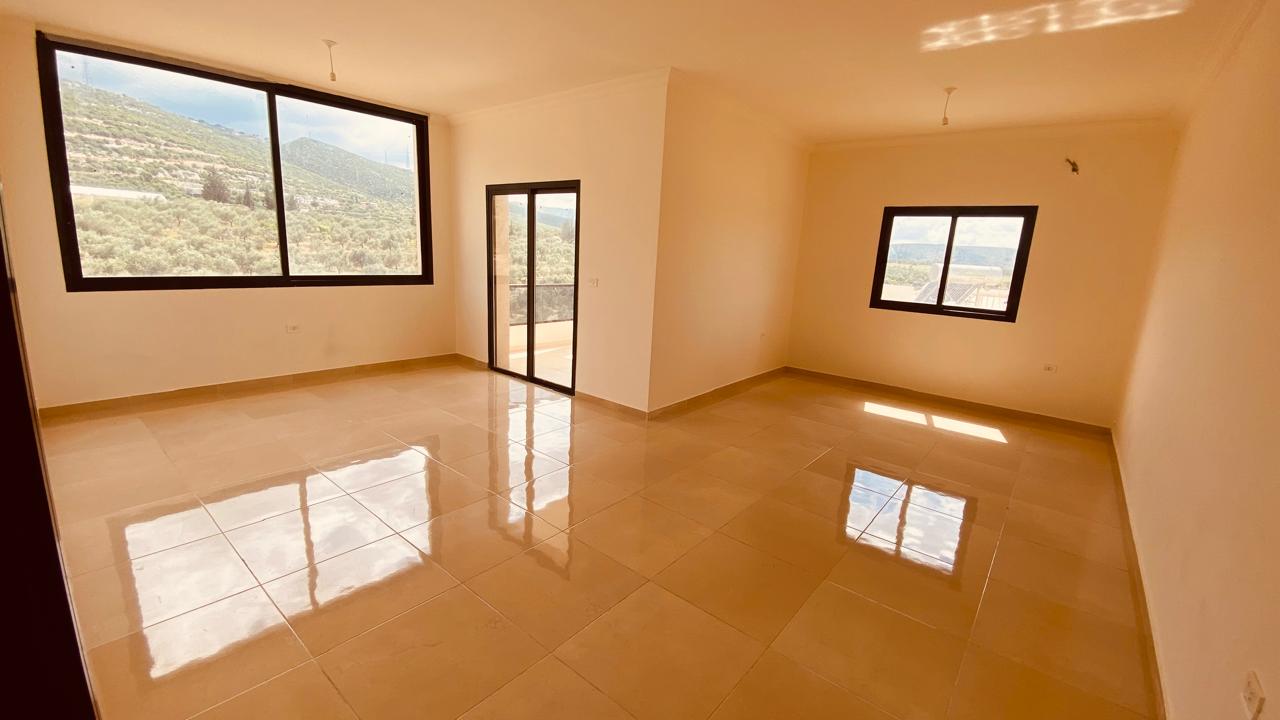 Apartment for sale in Bziza - شقة للبيع في بزـيـزا GM119CM