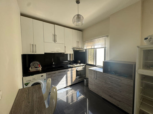 Apartment for rent in Mansourieh - شقة للإيجار في المنصورية GM319R