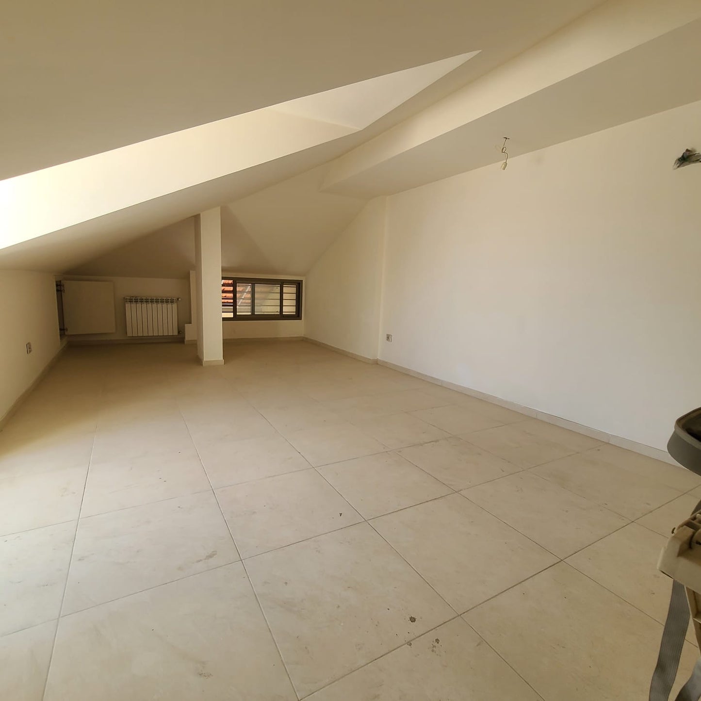 Duplex for sale in Rabieh - دوبلكس للبيع في الرابية GM136G