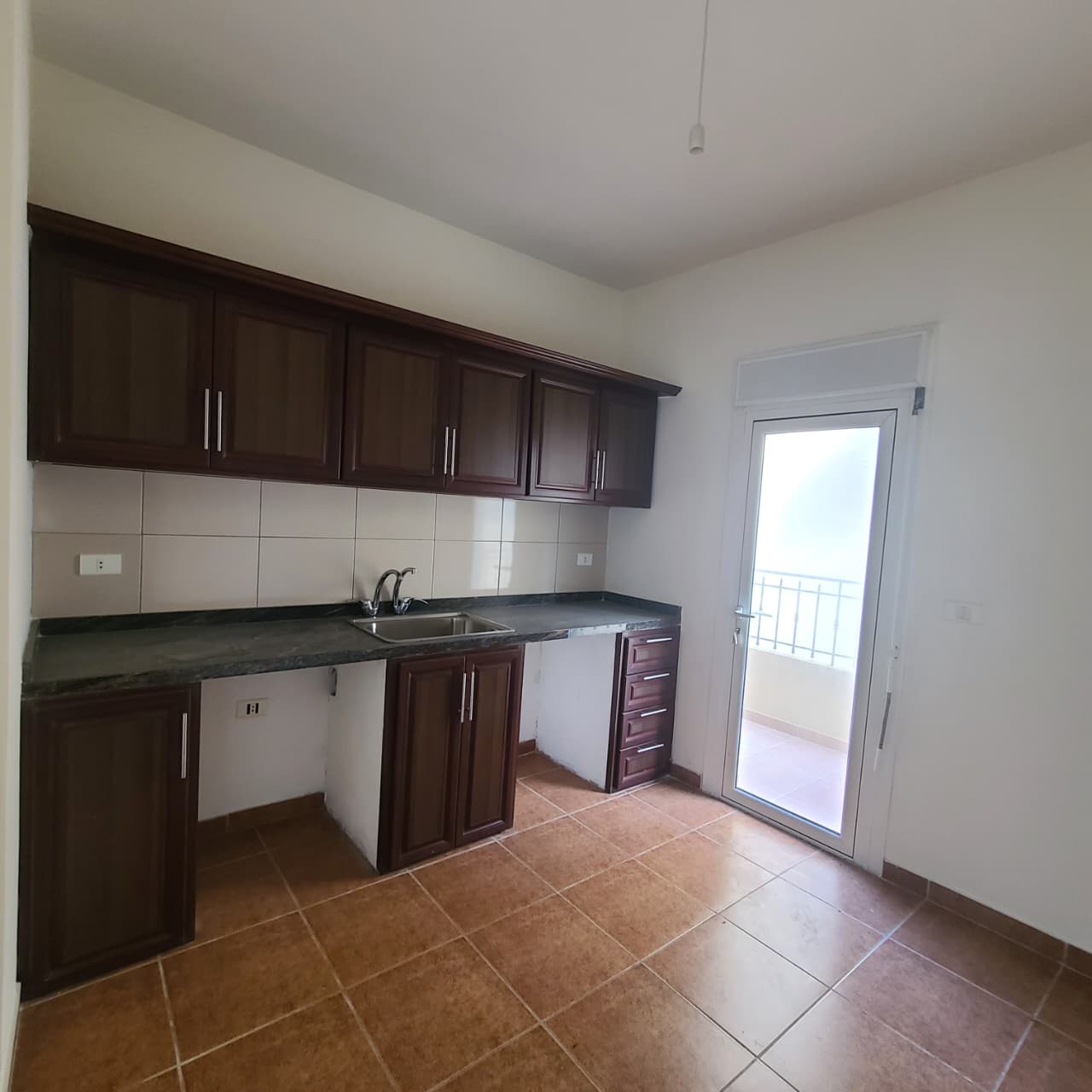 Apartment for sale in Hosrayel - شقة للبيع في حصرايل GM139G