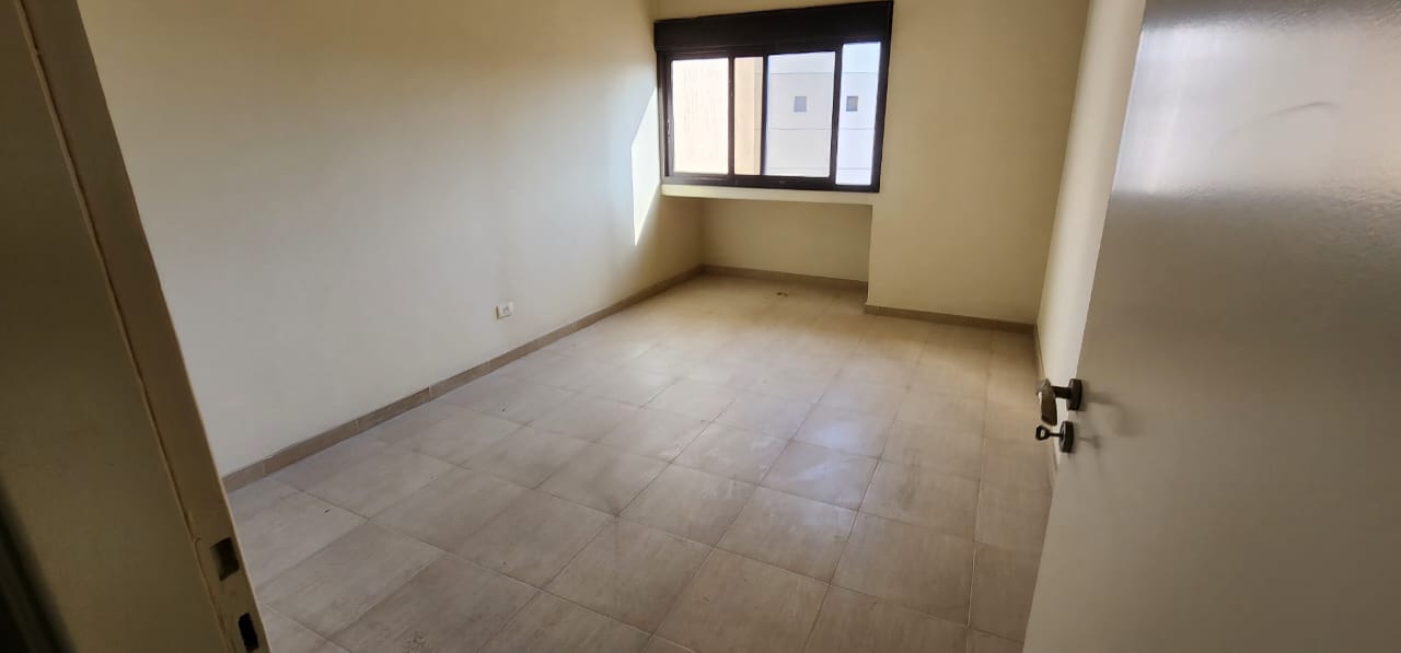 Apartment for sale in Baouchrieh - شقة للبيع في بوشرية GM141AJ