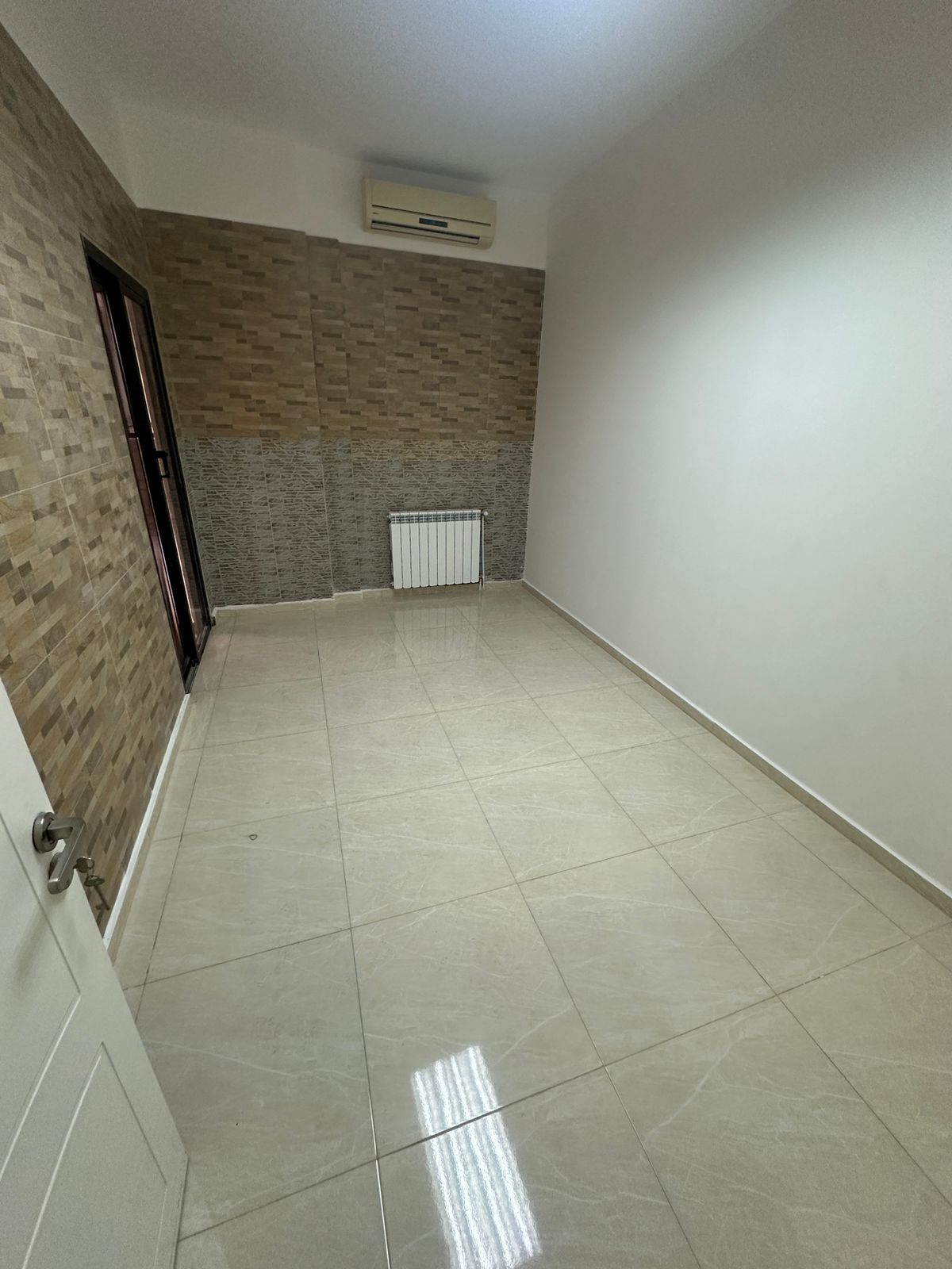 Apartment for sale in Hadath - شقة للبيع في الحدث GM118AD