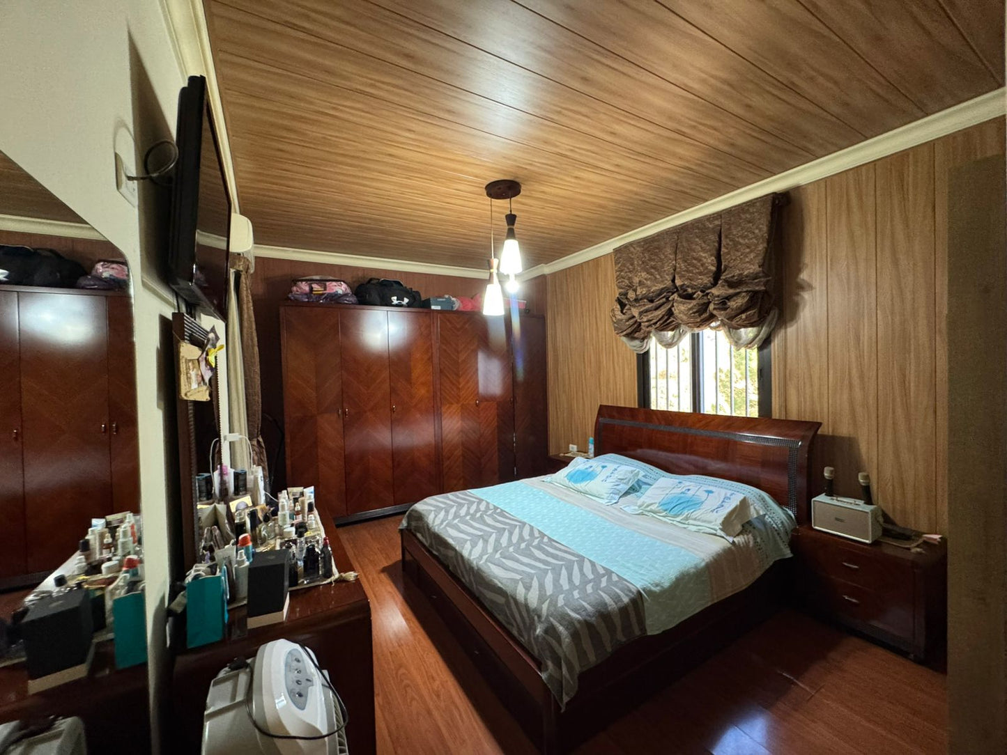 Apartment for sale in Tilal Ain Saadeh - شقة للبيع في تلال عين سعادة GM333RR