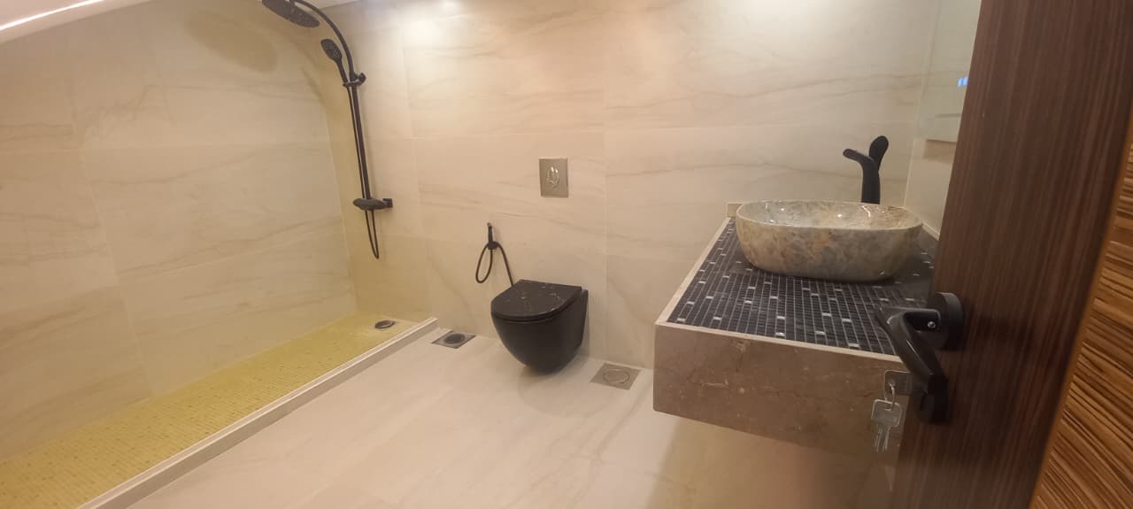 Duplex For Sale In Adma - دوبلكس للبيع في أدما - GM136SS