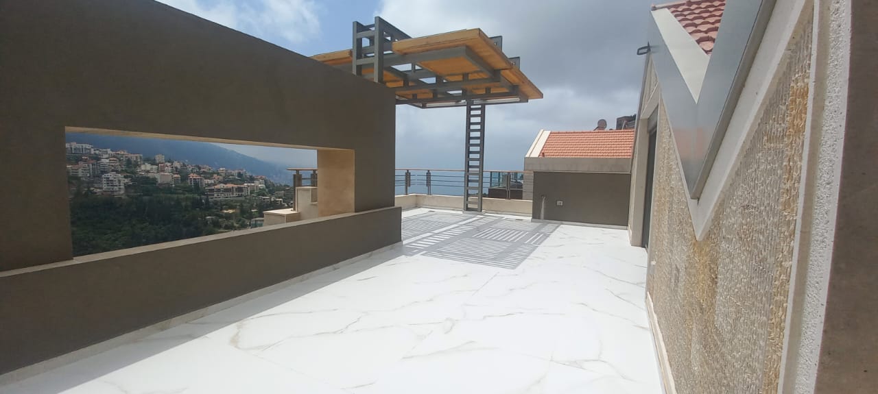 Duplex For Sale In Adma - دوبلكس للبيع في أدما - GM136SS