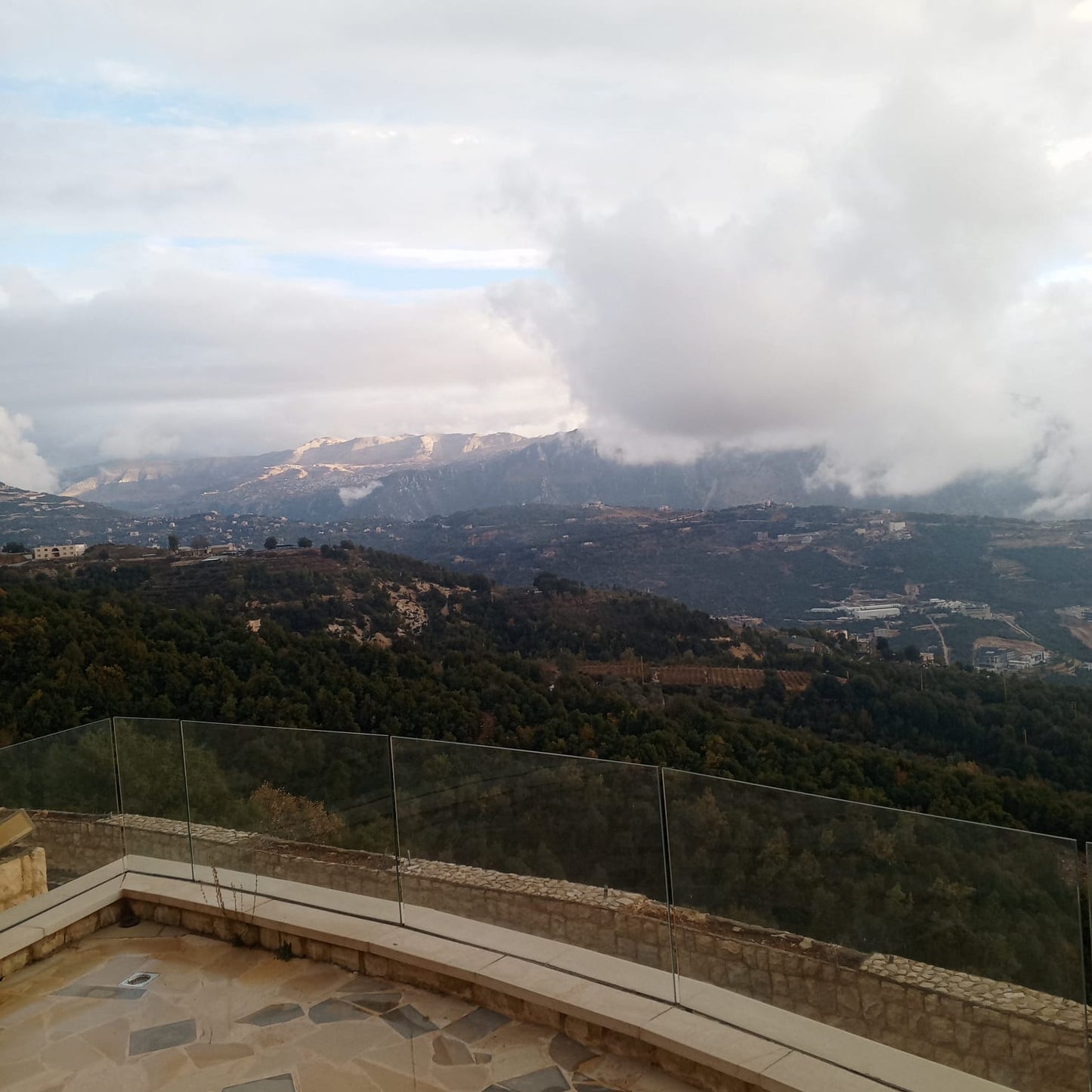 GMB113SZ - Villa For Sale In Annaya - فيلا للبيع في عنايا