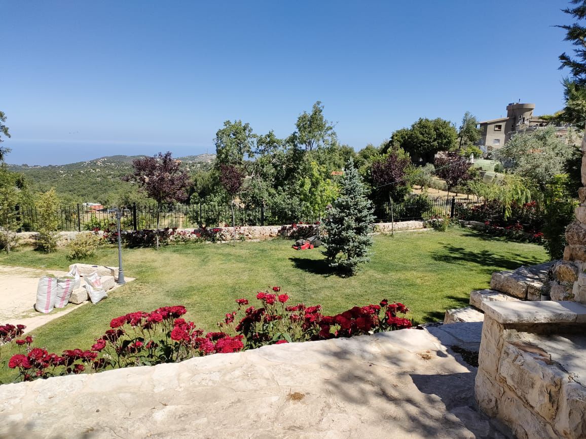 GMB186SZ - Triplex For Sale In Mechmech - تريبلكس للبيع في مشمش