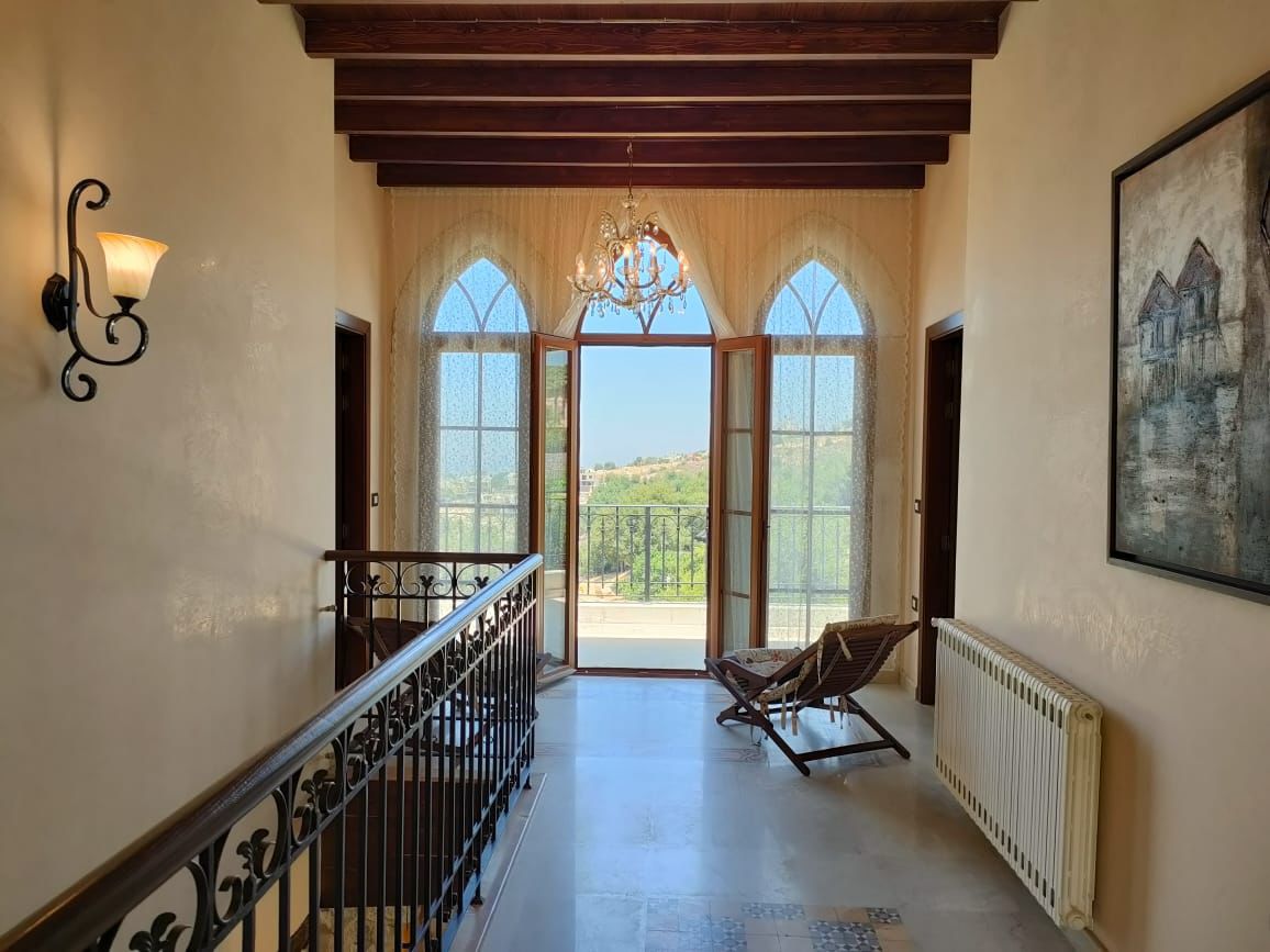 Triplex for sale in Meshmesh - منزل ثلاثي للبيع في مشمش GM132SZ