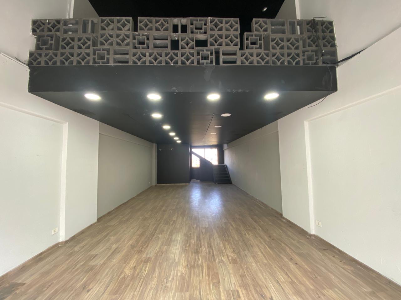 Shop For Rent In Jbeil - محل للإيجار في جبيل - GM142MM