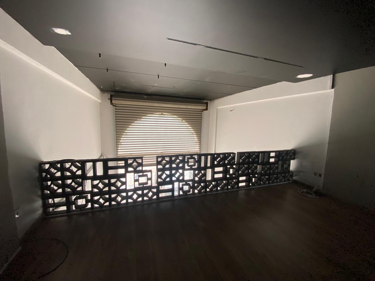 Shop For Rent In Jbeil - محل للإيجار في جبيل - GM142MM