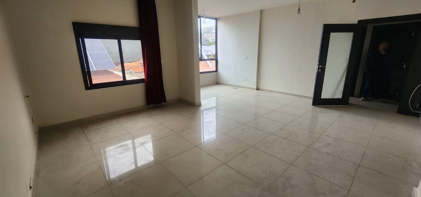 Apartment for rent in Aylout - شقة للإيجار في عيلوط GM225AJ