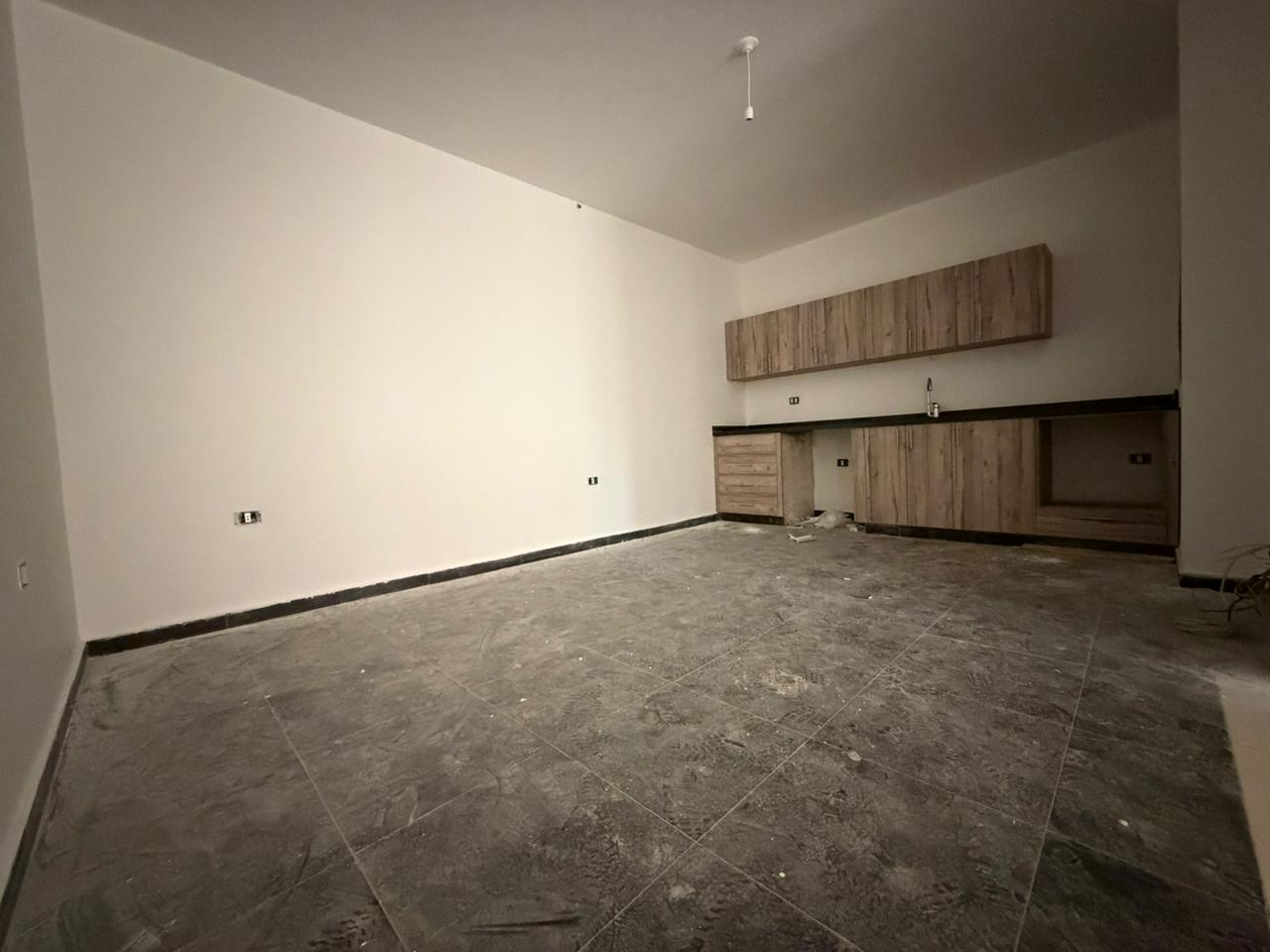 GMB122JC - Apartment For Rent In Blat - شقة للإيجار في بلاط