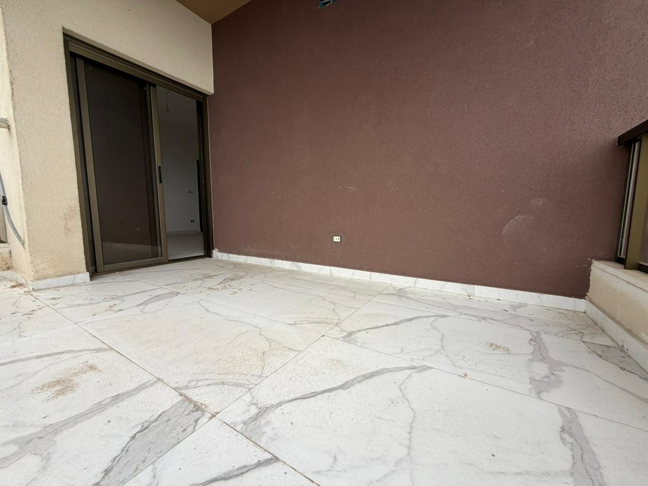 GMB123JC - Duplex With Roof For Rent In Blat - شقة دوبلكس