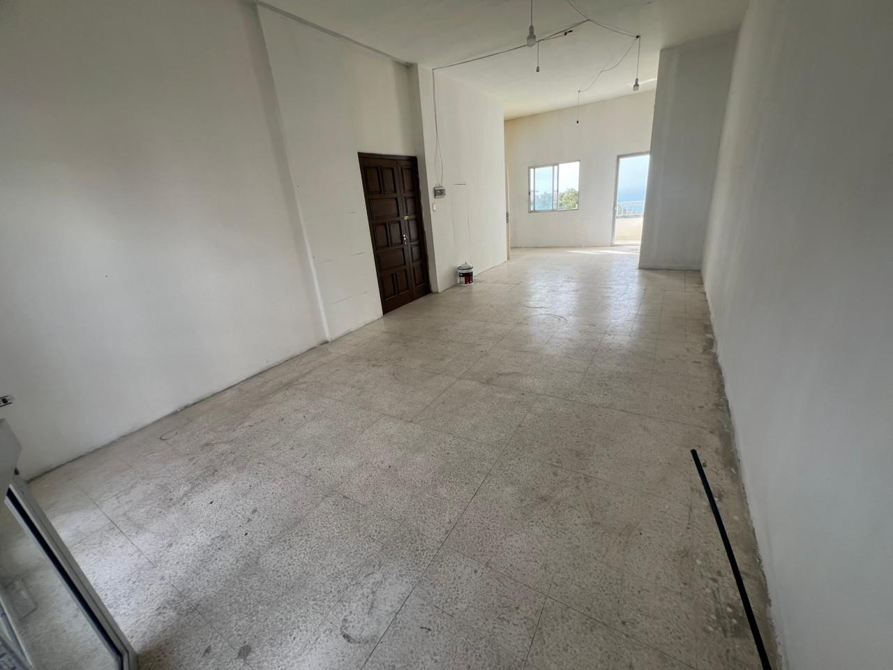 GMK103EA - Shop For Rent In Ghazir - محل للإيجار في غزير