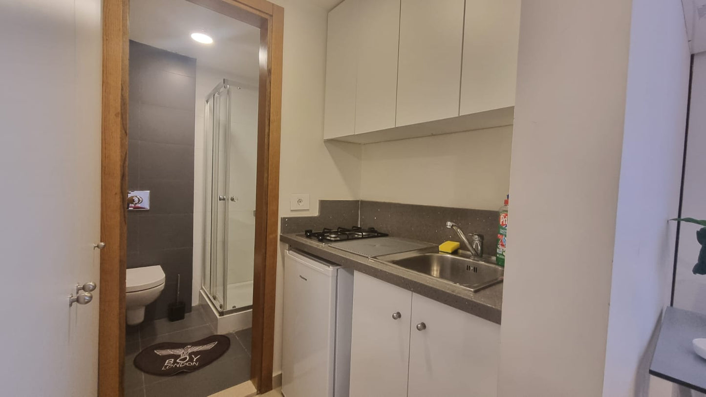 GMC232MAN Studio for rent in Dik El Mahdi - استوديو للإيجار