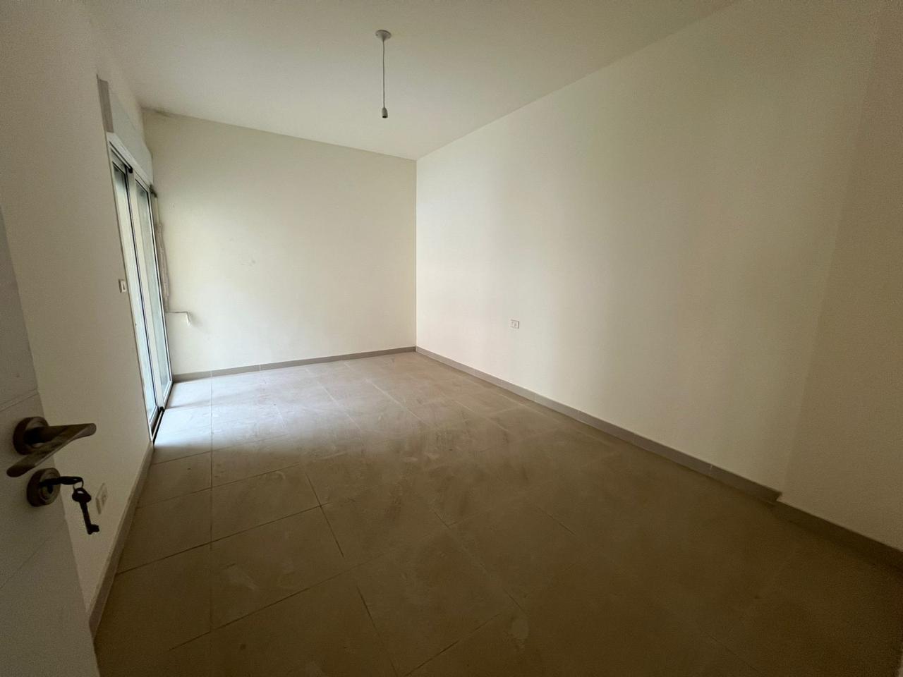 GMB190SZ - Apartment For Sale In Amchit - شقة للبيع في عمشيت
