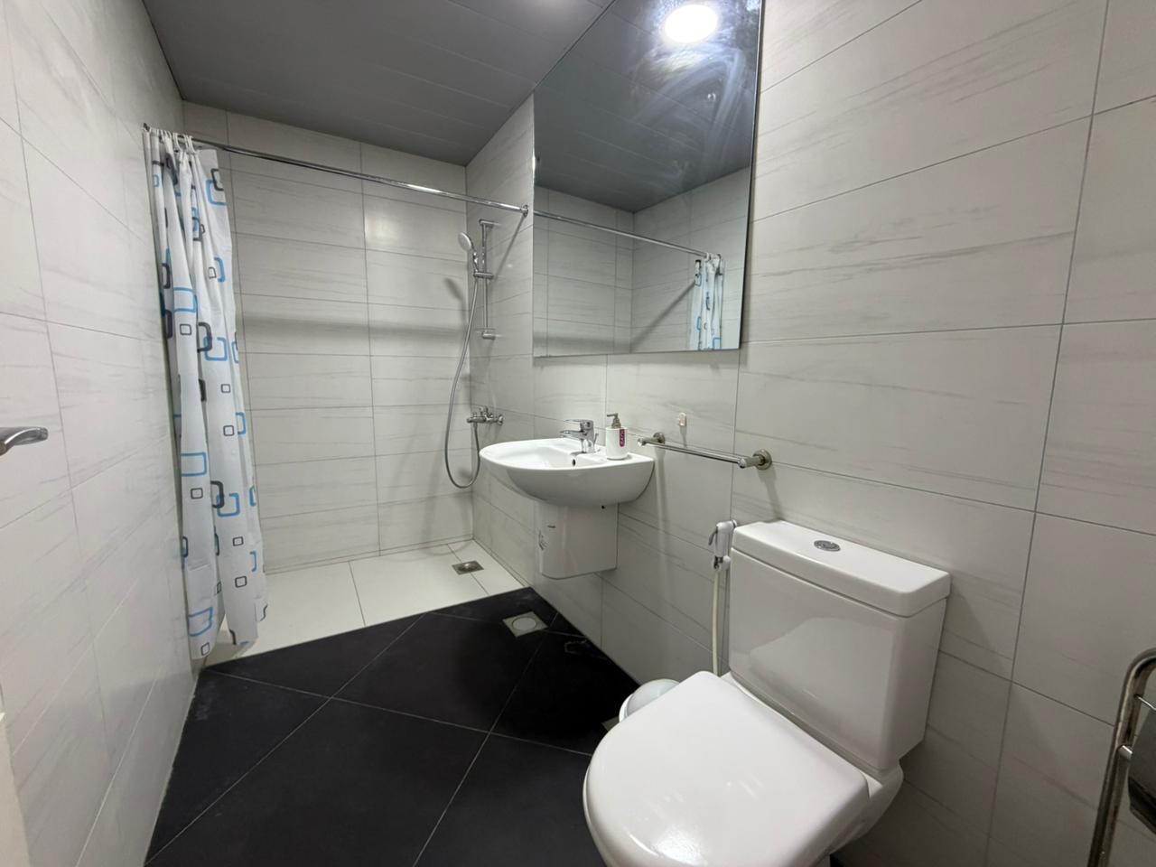 GMB142JC - Apartment For Rent In Blat - شقة للإيجار في بلاط