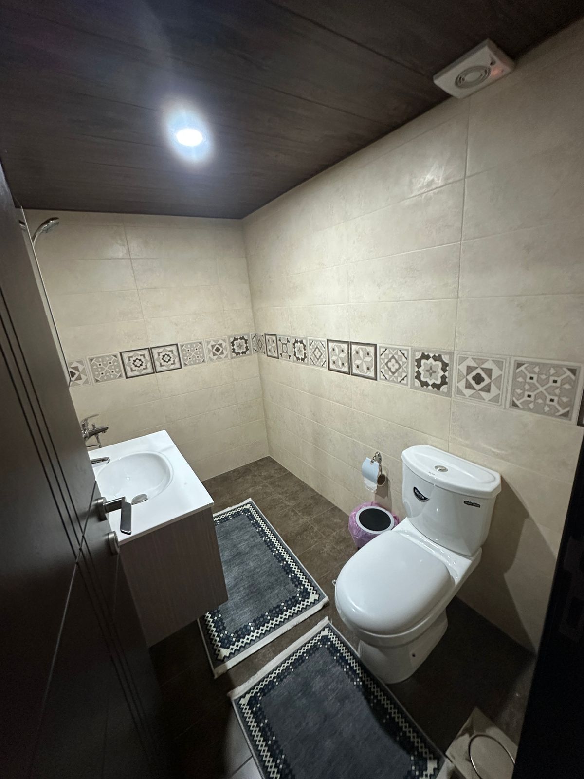 GMB198SZ - Apartment For Sale In Breij - شقة للبيع في البريج