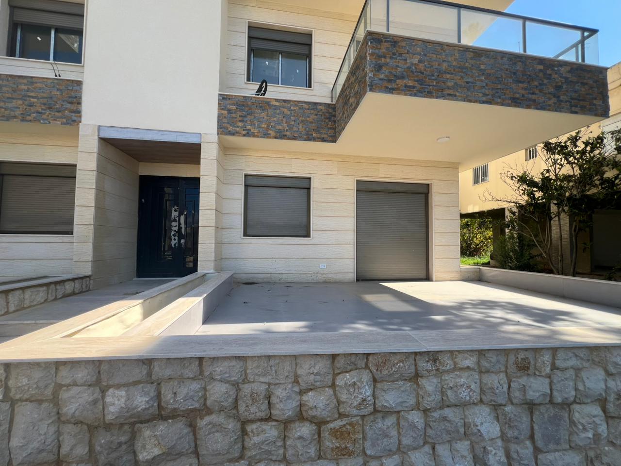 GMK133EN Apartment for sale in Bouar - شقة للبيع في بوار