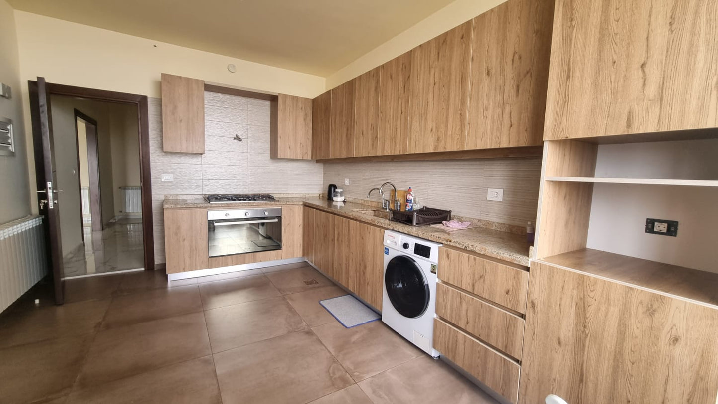 GMC241MAN Apartment for rent in Bikfaya - شقة للإيجار في بكفيا