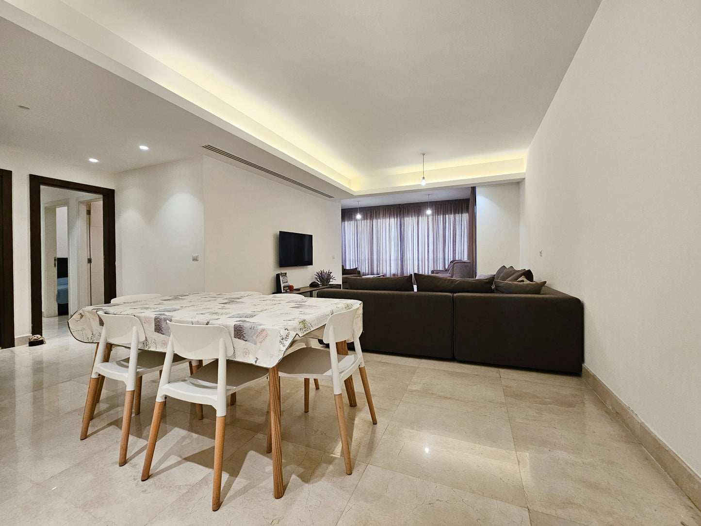 GMC159LG Apartment for sale in Achrafieh - شقة للبيع في الأشرفية